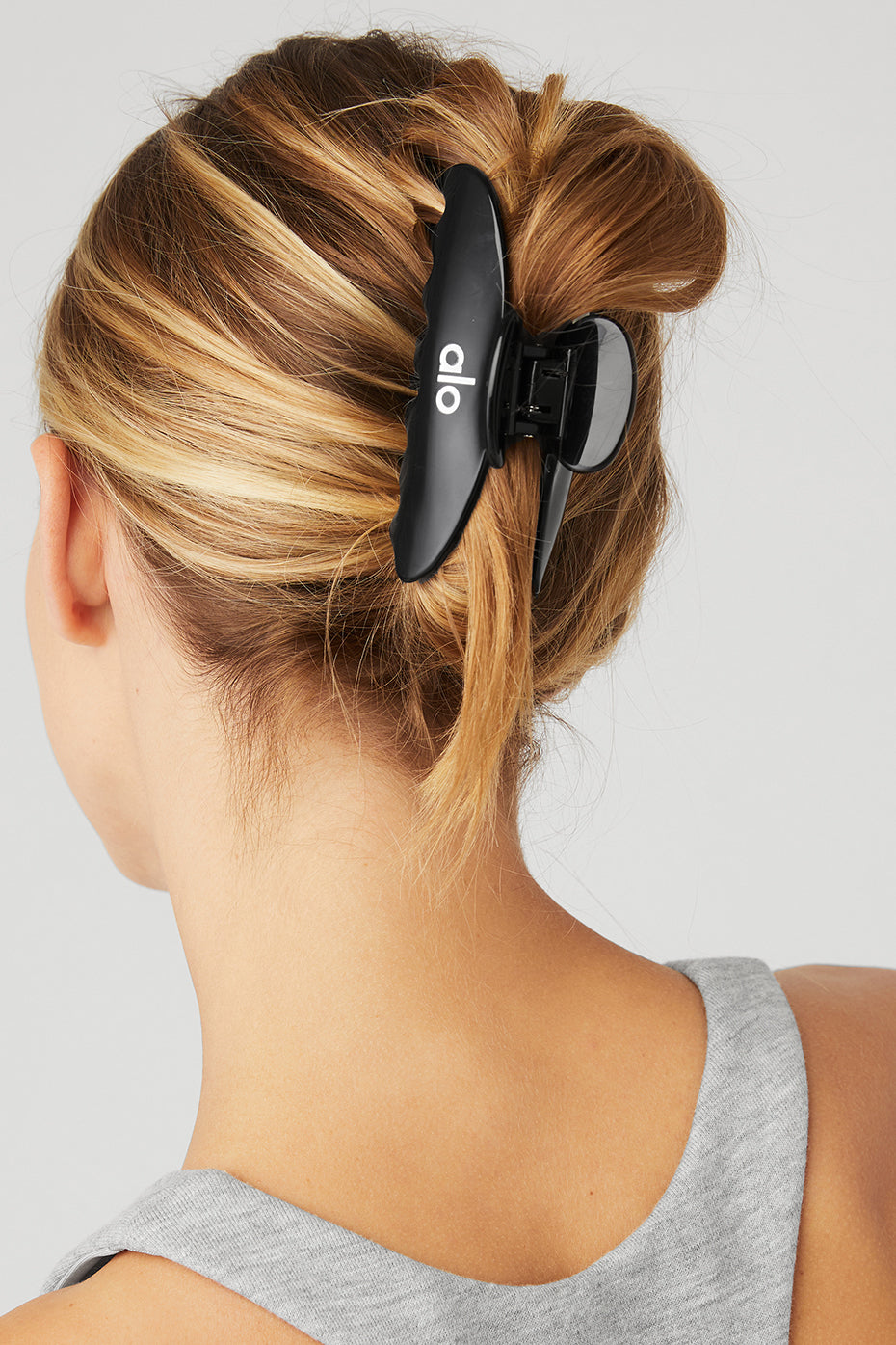 90's Claw Clip - Black - Image 4