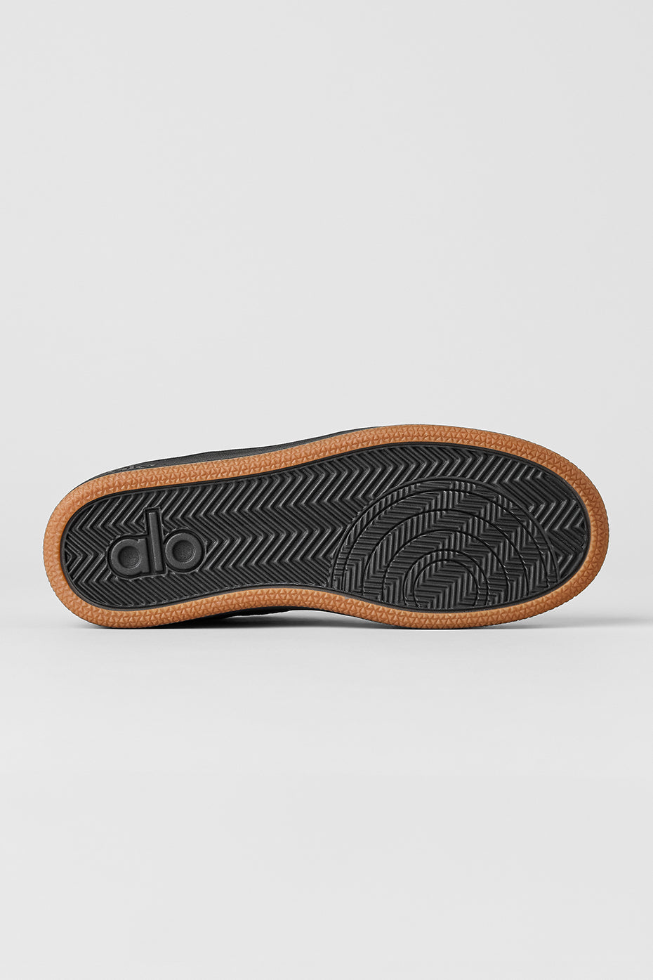 ALO Recovery Mode Sneaker - Black/Gum - Image 4