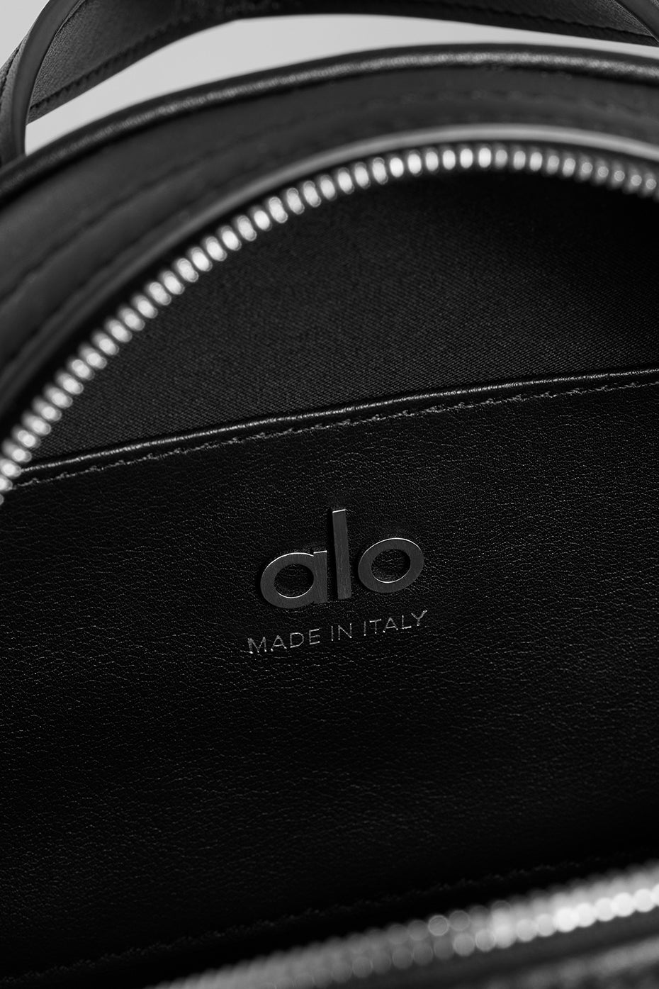 ALO Mini Odyssey - Black Leather - Image 6