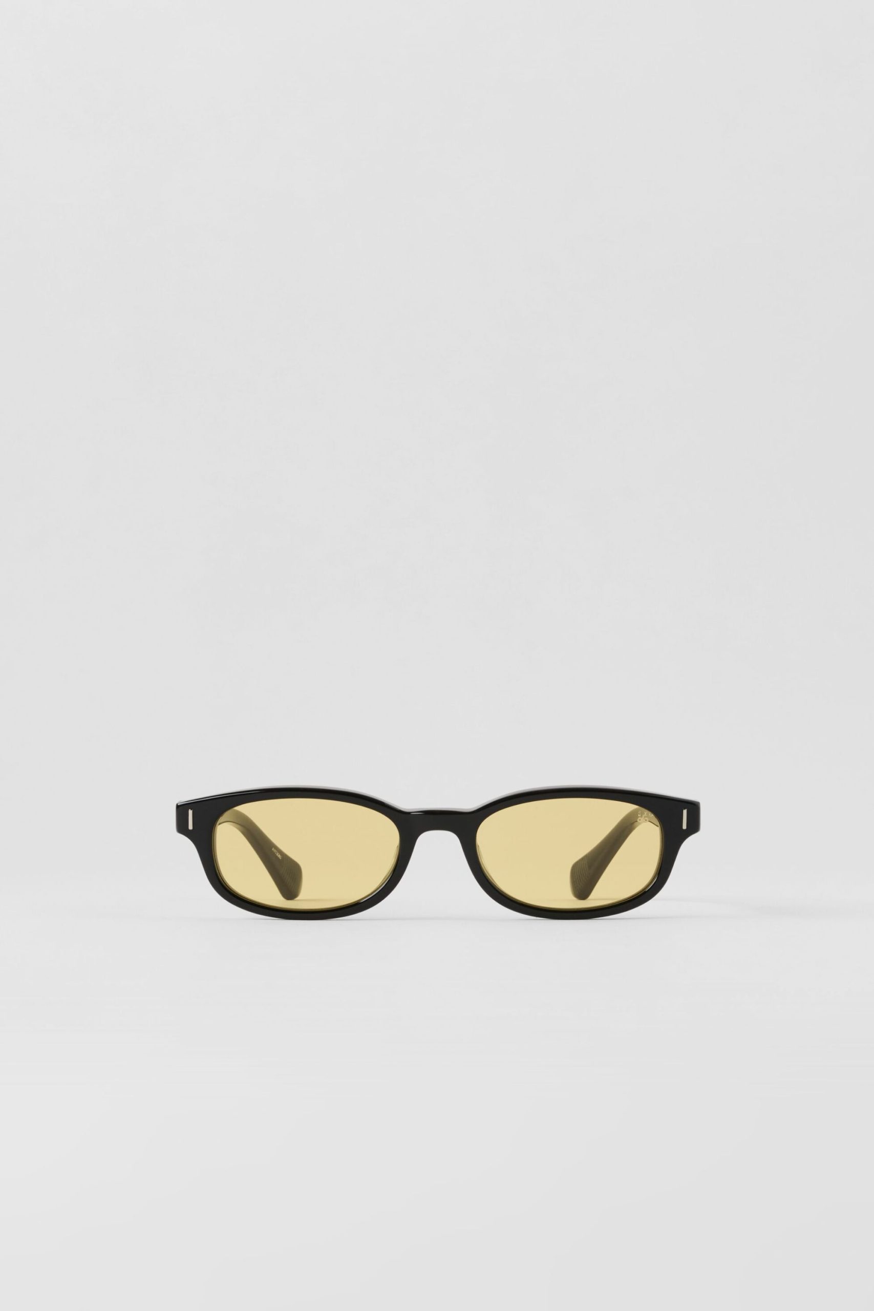 ALO Skinny Oval Sunglasses - Black/Yellow - Image 3