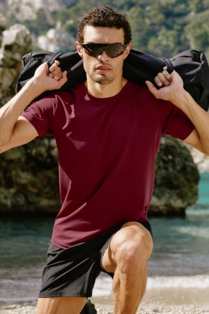 Conquer Reform Crewneck Short Sleeve - Garnet