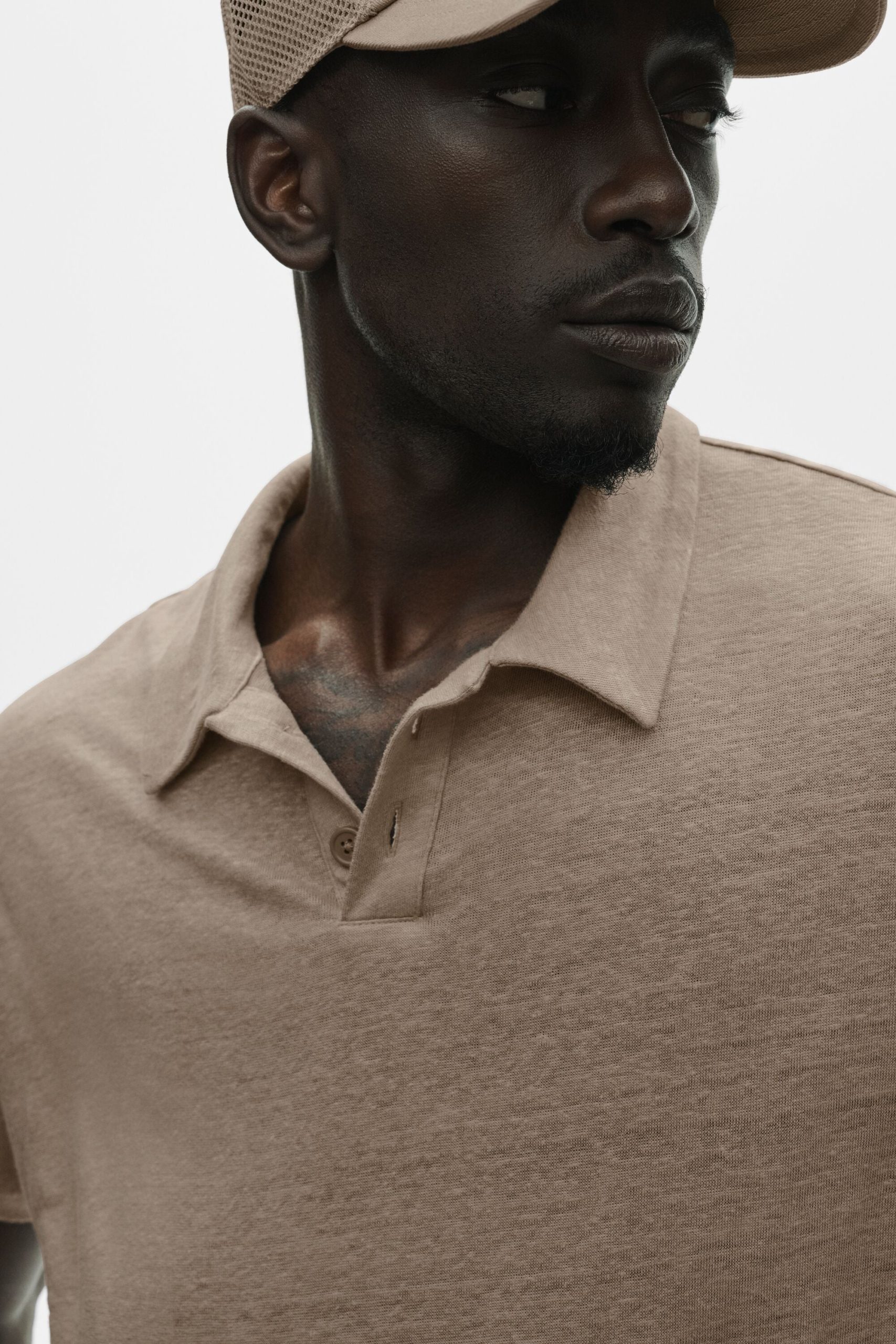 Linen Jersey Coastal Short Sleeve Polo - Gravel - Image 3