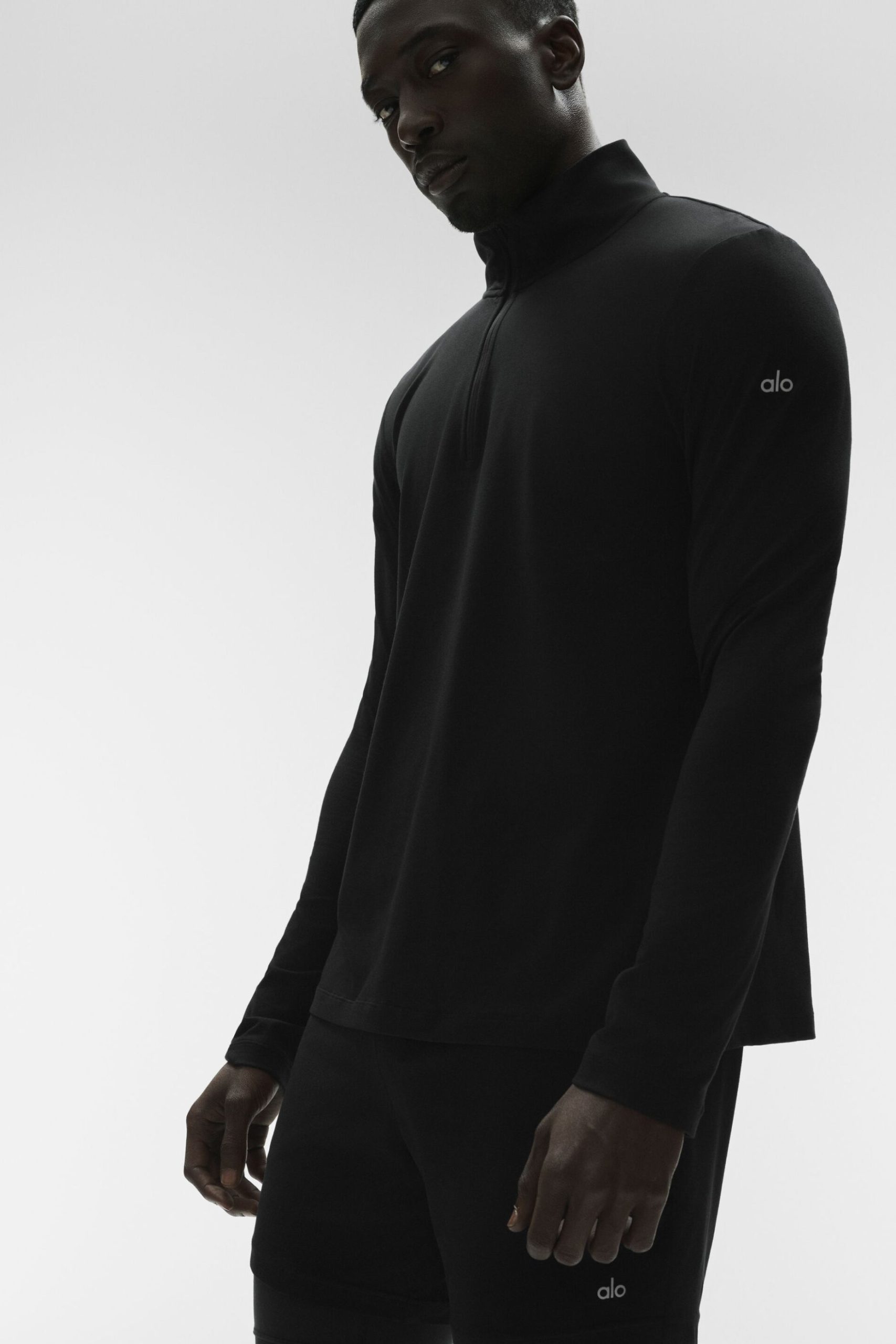 Conquer 1/4 Zip Reform Long Sleeve - Black