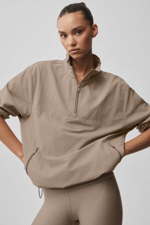 Light Weight Takeaway Track Pullover - Gravel