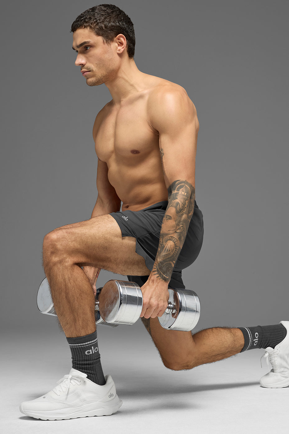 5 Traction Running Short - Anthracite - Image 6