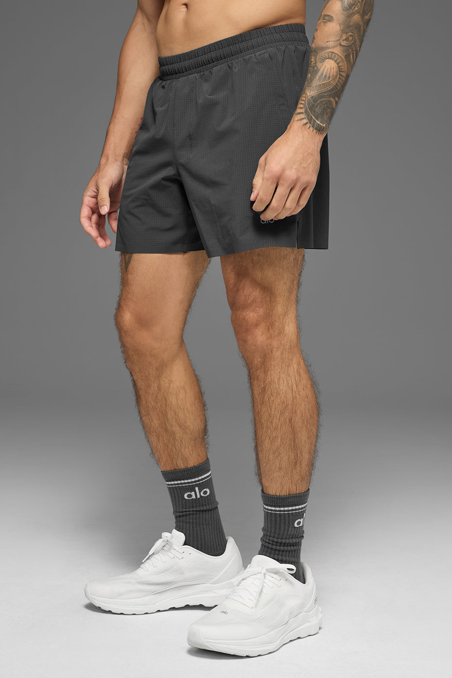 5 Traction Running Short - Anthracite - Image 5