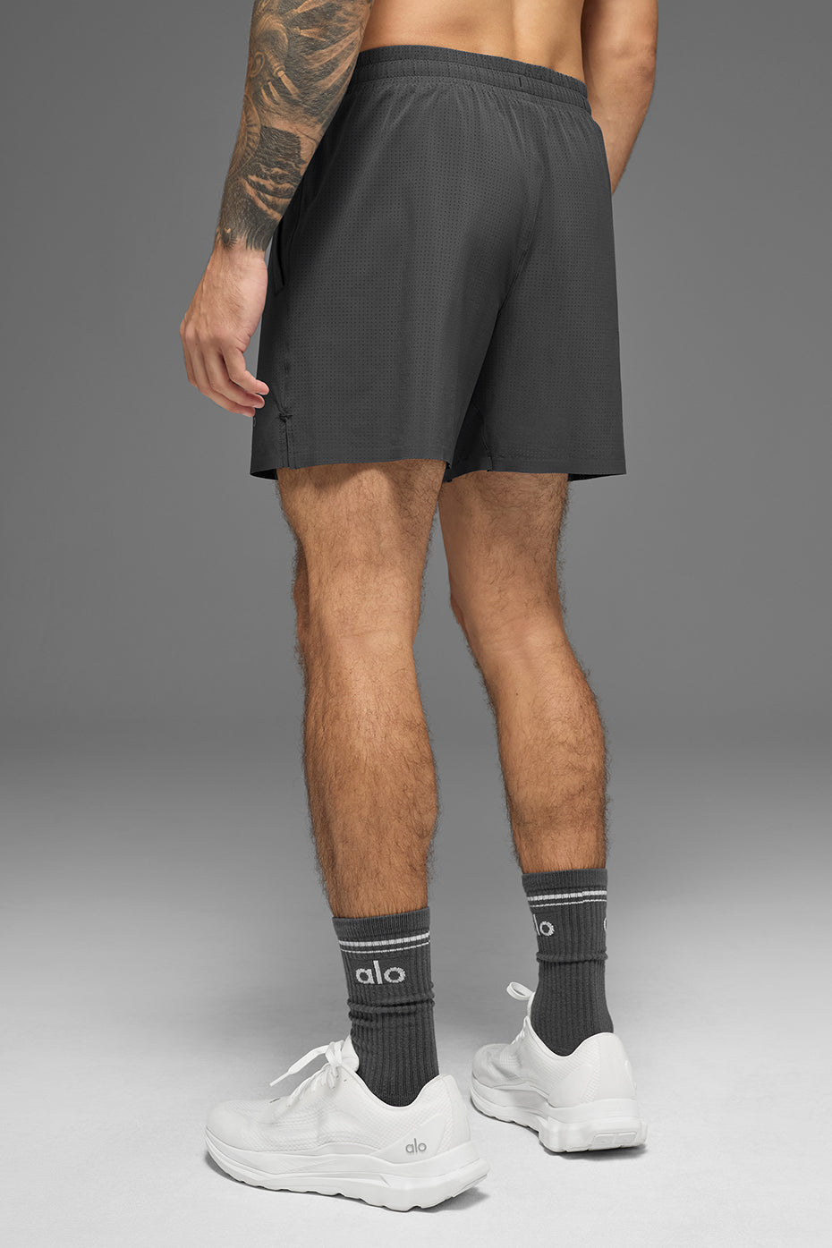 5 Traction Running Short - Anthracite - Image 4