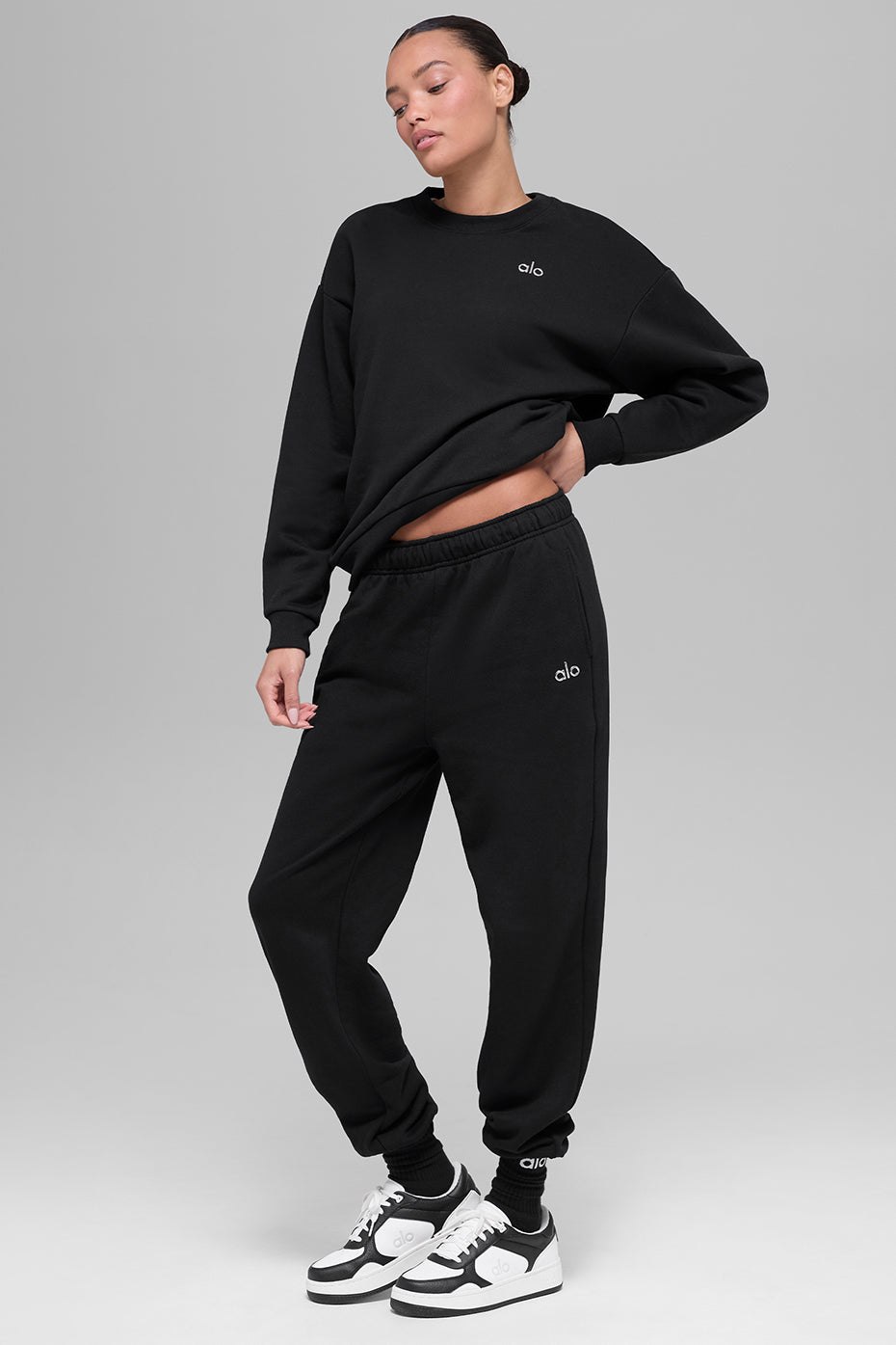 Accolade Crew Neck Pullover - Black - Image 5