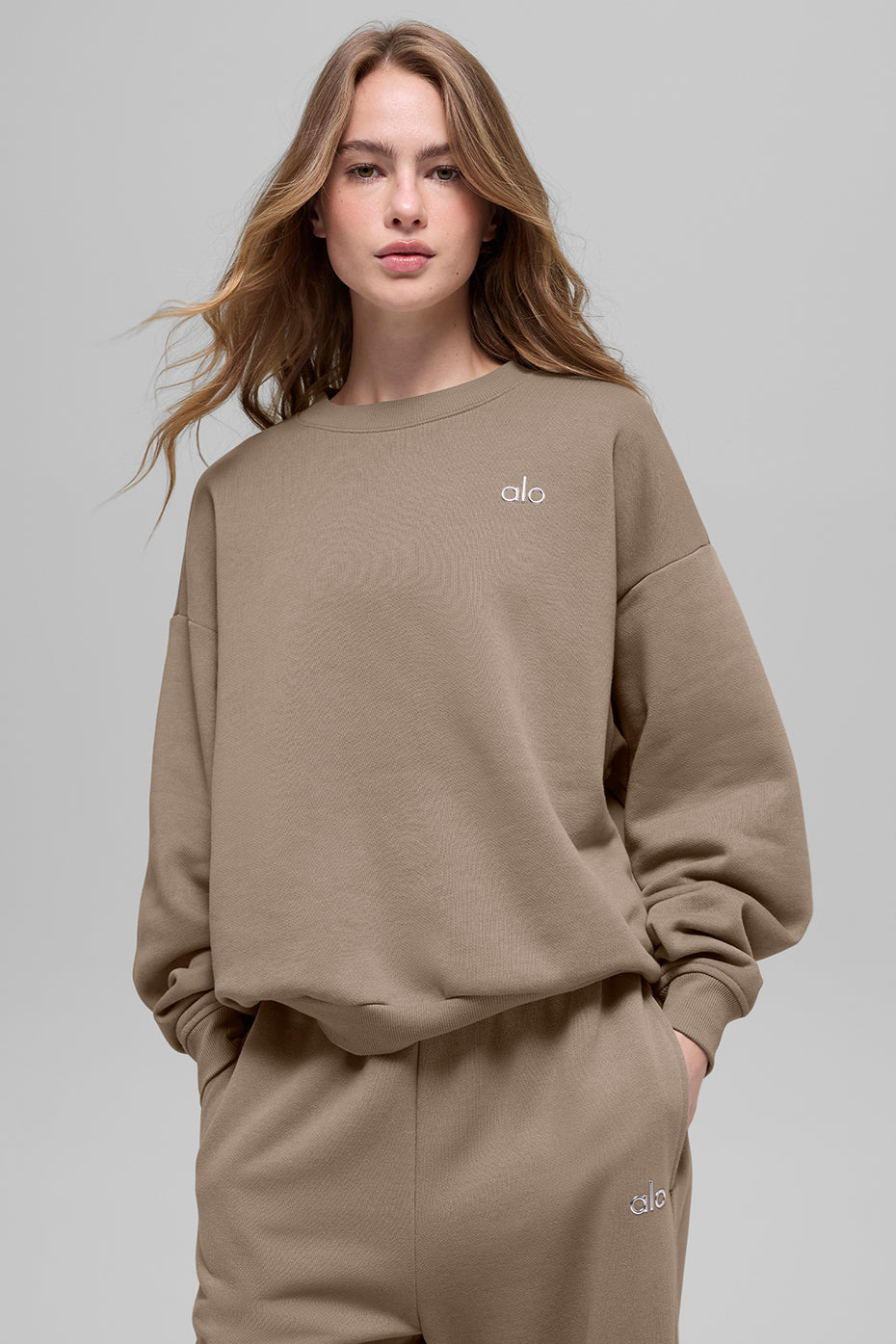 Accolade Crew Neck Pullover - Gravel - Image 4