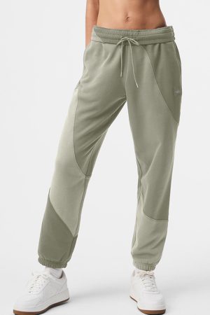Make Waves Sweatpant - Limestone Tonal