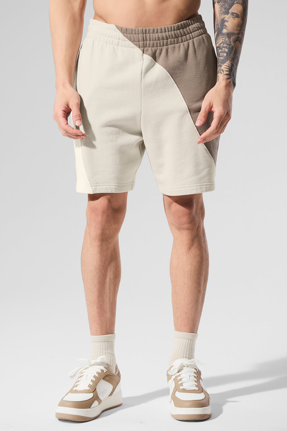 7 Make Waves Short - Ivory/Bone/Gravel