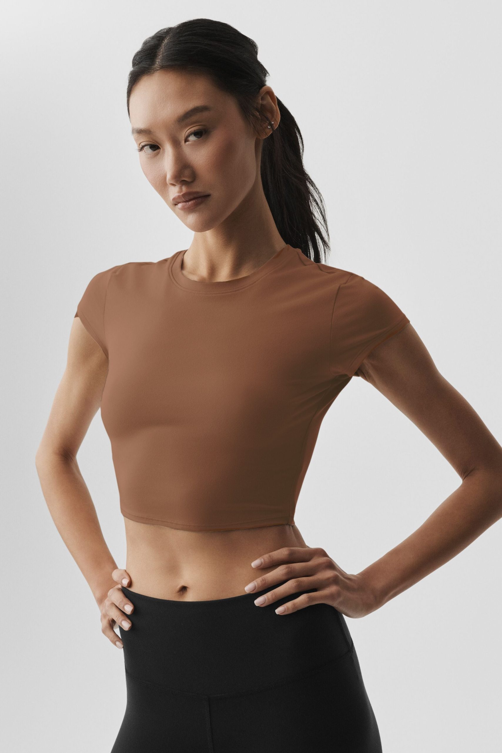 Alosoft Crop Finesse Short Sleeve - Sun Kissed Brown
