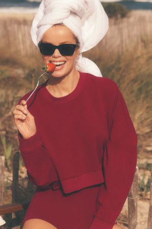 Cropped Sway Crew Neck Pullover - Summer Romance Red