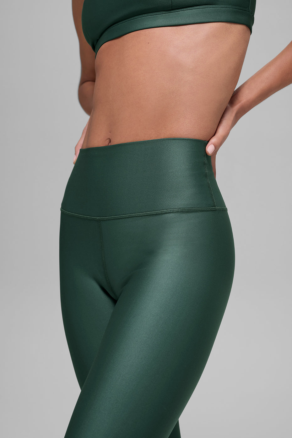 7/8 High-Waist Airlift Legging - Clover Green - Image 4