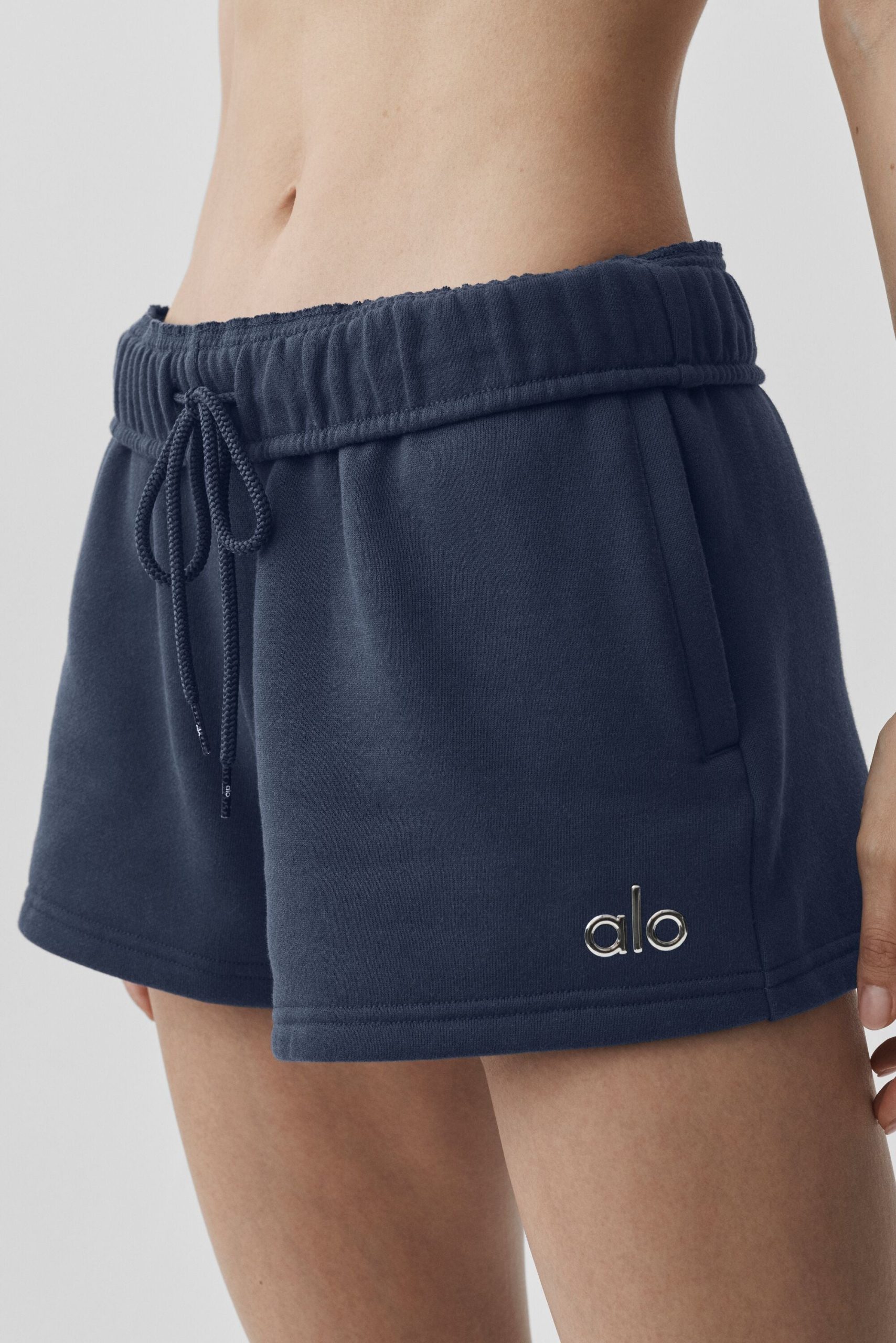 Accolade Short - Navy - Image 3