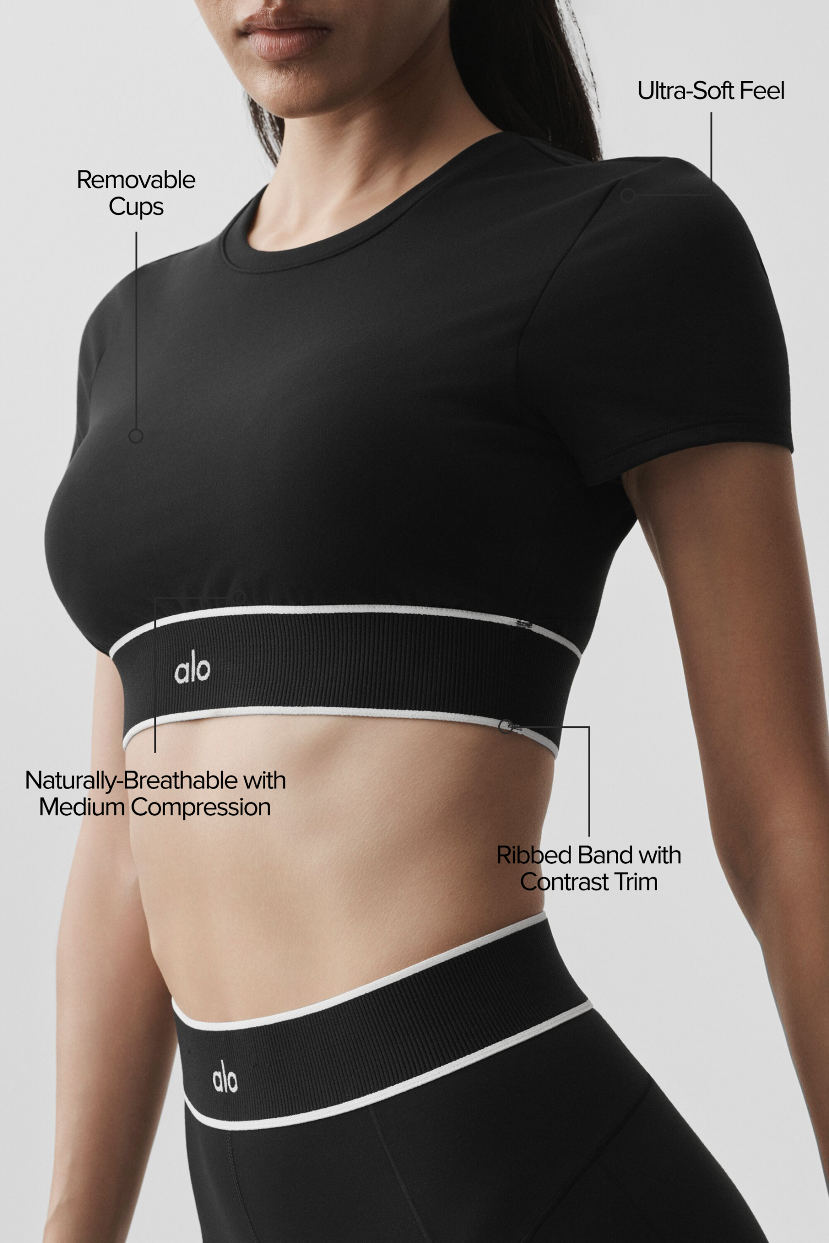 ALO Softsculpt Amp It Up Short Sleeve Bra - Black - Image 2