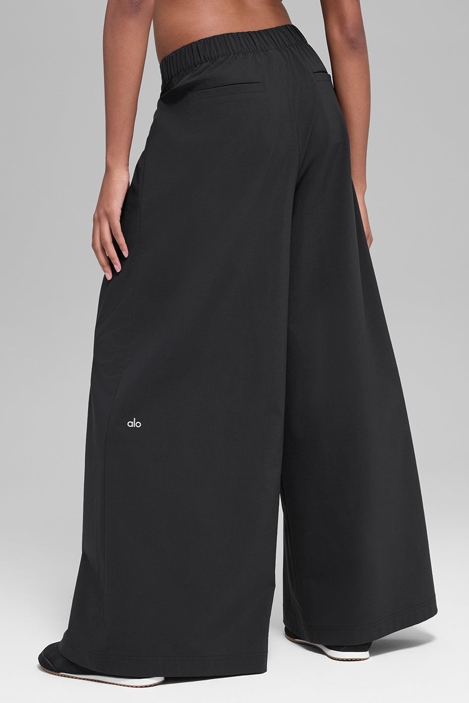 Main Act Wide Leg Trouser - Black - Image 4